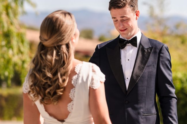 why-you-should-do-a-first-look-at-your-wedding-7 why-you-should-do-a-first-look-at-your-wedding-7